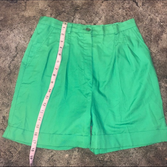 The Vested Gentress Vintage Green Shorts Size 12 - Picture 2 of 5
